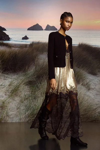 Look 12